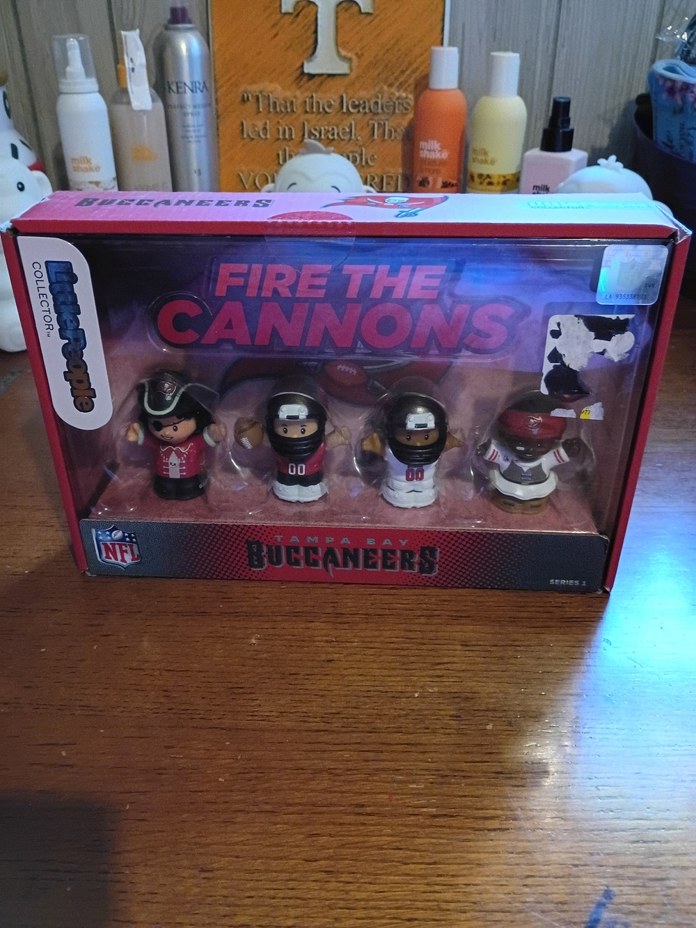 Tampa Bay Buccaneers 'Fire the Cannons' Collectible Figure Set - Red